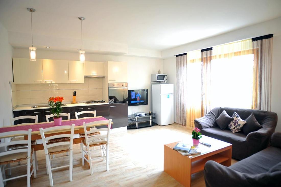 מדולין Apartmani Anita מראה חיצוני תמונה
